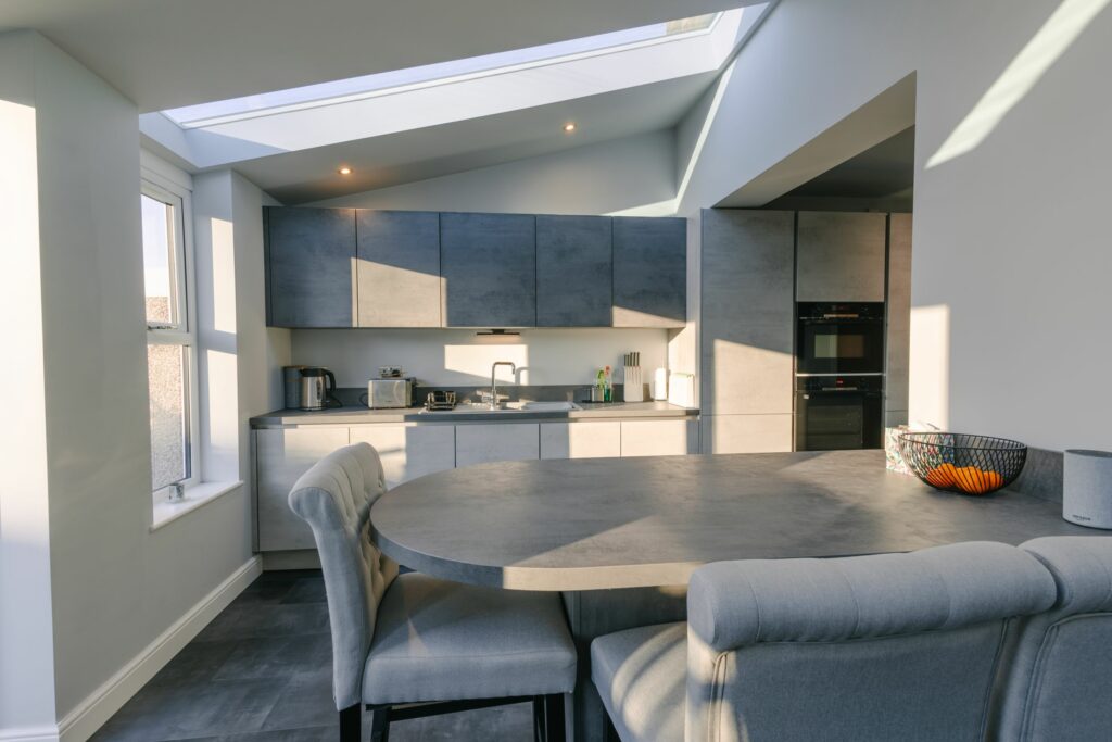 High Street Kitchen vs German Kitchen: What to choose.